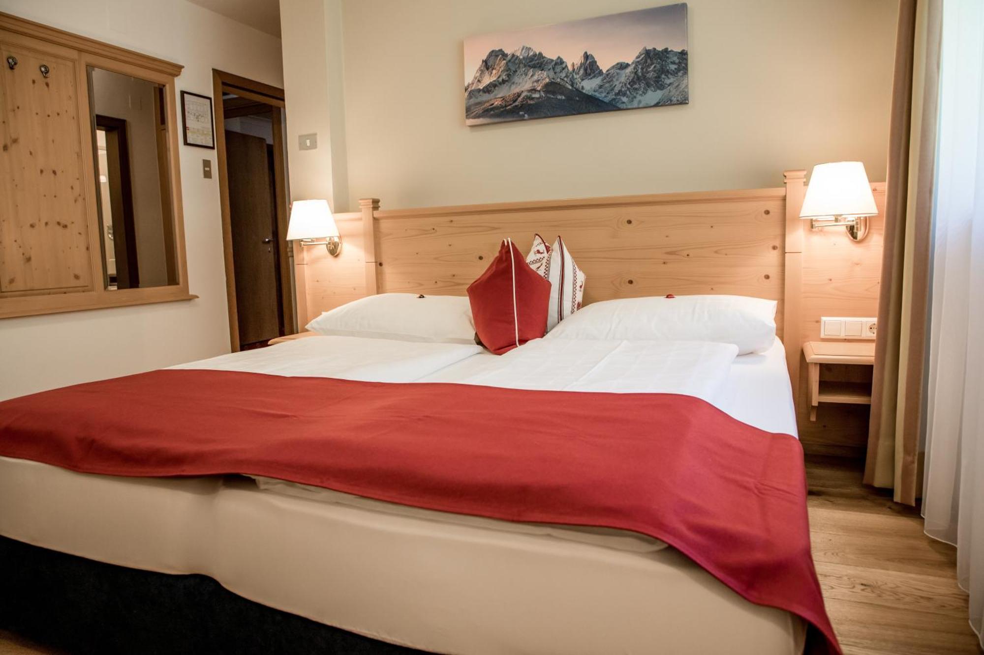 Hotel Gruber Sexten Room photo