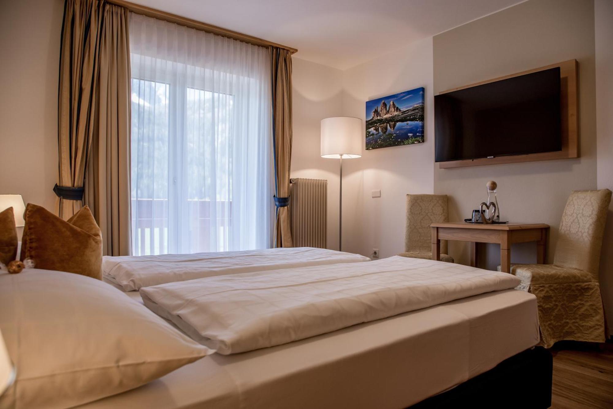 Hotel Gruber Sexten Room photo